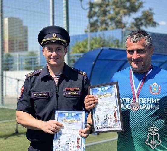 АСТРАХАНСКИЕ РОСГВАРДЕЙЦЫ СТАЛИ БРОНЗОВЫМИ ПРИЗЕРАМИ НА ЧЕМПИОНАТЕ ПО МИНИ-ФУТБОЛУ