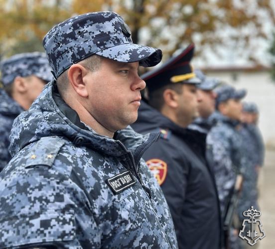 В АСТРАХАНИ ЧЕСТВОВАЛИ СОТРУДНИКОВ ВНЕВЕДОМСТВЕННОЙ ОХРАНЫ РОСГВАРДИИ