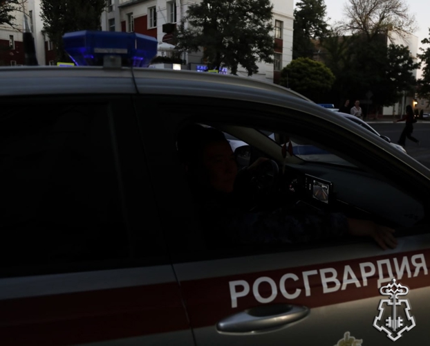  СОТРУДНИКИ ВНЕВЕДОМСТВЕННОЙ ОХРАНЫ РОСГВАРДИИ ЗАДЕРЖАЛИ НАХОДЯЩЕГОСЯ В ФЕДЕРАЛЬНОМ РОЗЫСКЕ АСТРАХАНЦА