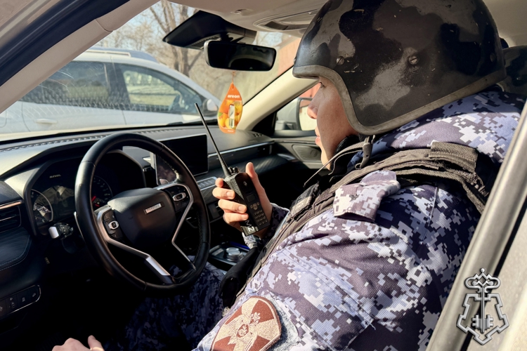 Сотрудники вневедомственной охраны Росгвардии задержали астраханца, причастного к краже алкоголя