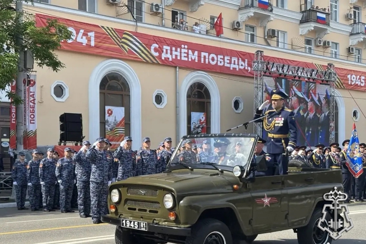 В Астрахани личный состав областного управления Росгвардии принял участие в торжественных мероприятиях в честь 81-й годовщины Великой Победы