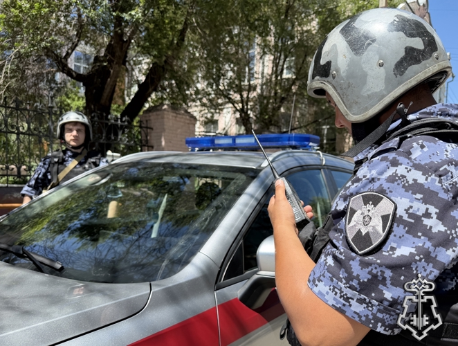 Патруль вневедомственной охраны Росгвардии задержал нетрезвого нарушителя общественного порядка в Камызяке