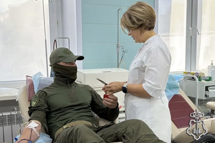 В День офицера России росгвардейцы поддержали ведомственную донорскую акцию в Астрахани