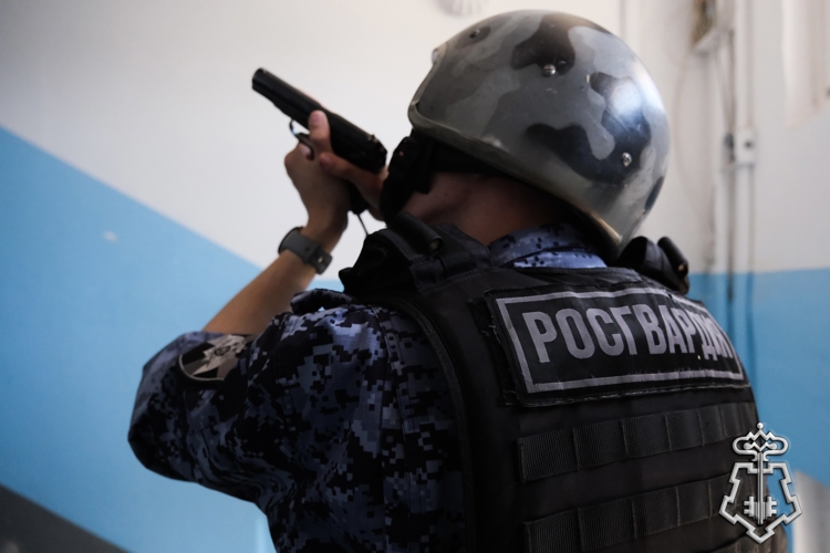 При участии Росгвардии в Харабалинском районе прошла антитеррористическая тренировка